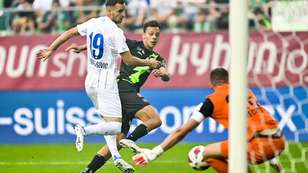 FCZ bleibt sieg- und torlos. Von Moos führt St.Gallen mit Doppelpack zum Heimsieg