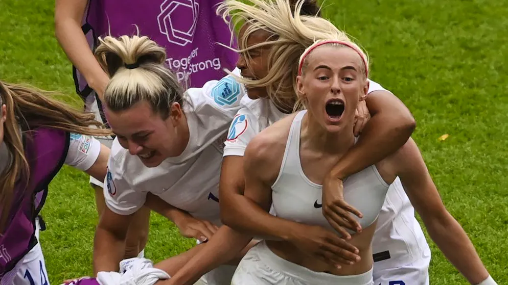 «Football is coming home». Kelly schiesst England gegen Deutschland zum EM-Titel 🏆