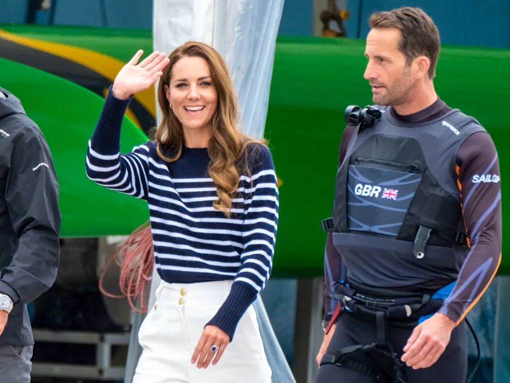 Herzogin Kate segelt mit britischem Team vor Plymouth - Gallery. Herzogin Kate (l) und Olympiasieger Sir Ben Ainslie beim Grossen Segel-Grand-Prix von Grossbritannien.