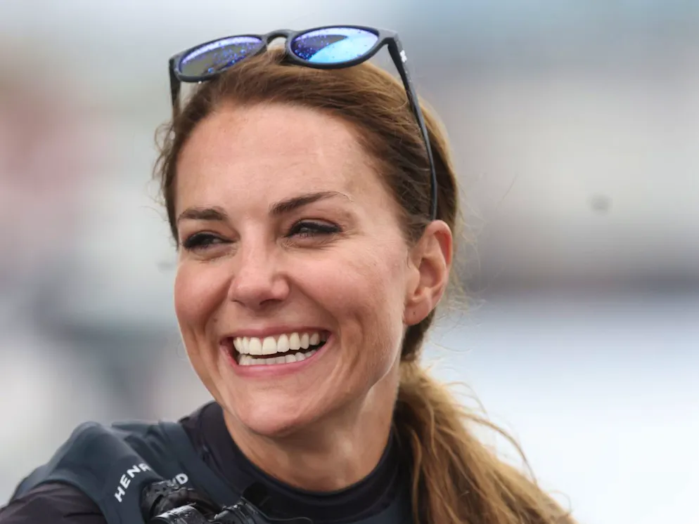Herzogin Kate segelt mit britischem Team vor Plymouth - Gallery. Herzogin Kate nahm an einer Segel-Regatta vor Plymouth teil.