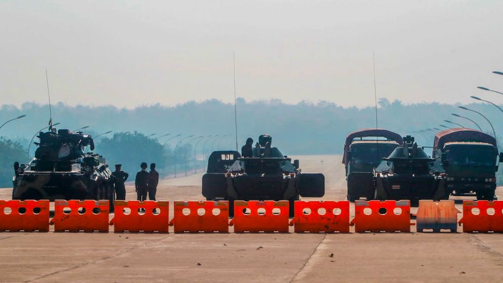 I militari in Birmania non sembrano intenzionati a lasciare il potere.