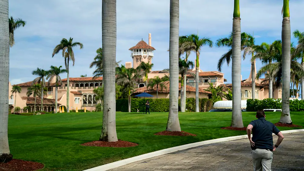 «Persécution politique». La résidence de Trump en Floride a été perquisitionnée