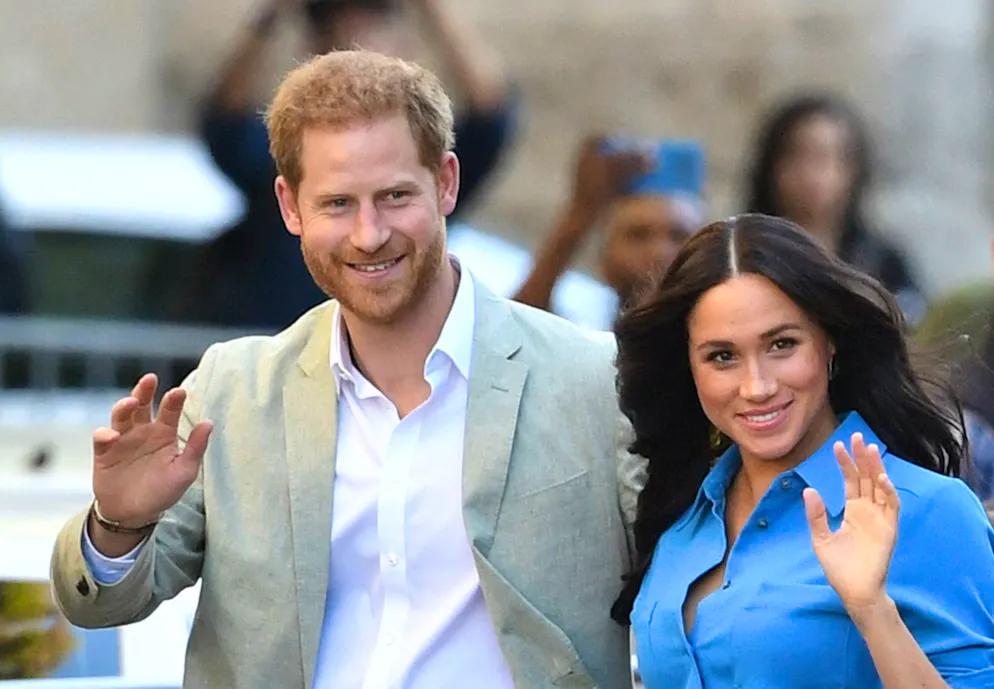 König Charles III. soll Harry und Meghan vor die Tür gestellt haben. König Charles III. macht scheinbar kurzen Prozess mit Harry und Meghan: Laut Medienberichten will er dem Paar seine Residenz in Grossbritannien wegnehmen.