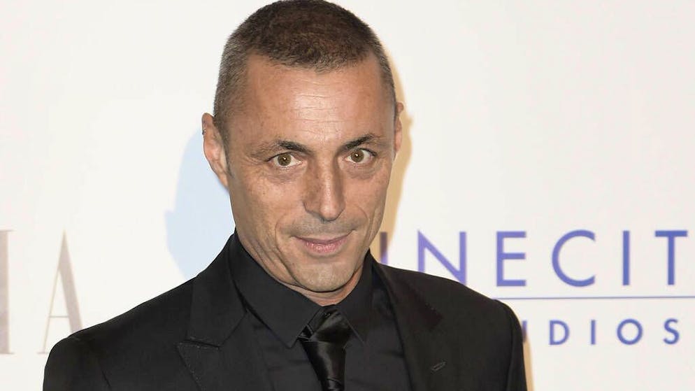 Sui falsi «sold out». Ecco come Alex Britti ha evitato di dover suonare «gratuitamente»