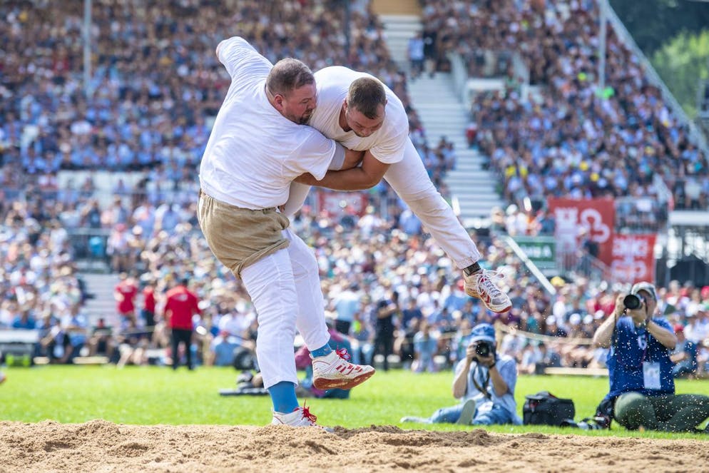 Die besten Bilder des Eidgenössischen. Dürften so auch in Wimbledon antreten: Florian Gnägi und Sven Lang in Weiss.