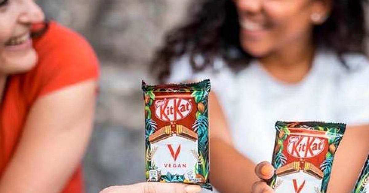 Comida.  Nestlé lança barra de chocolate vegana Kit Kat.