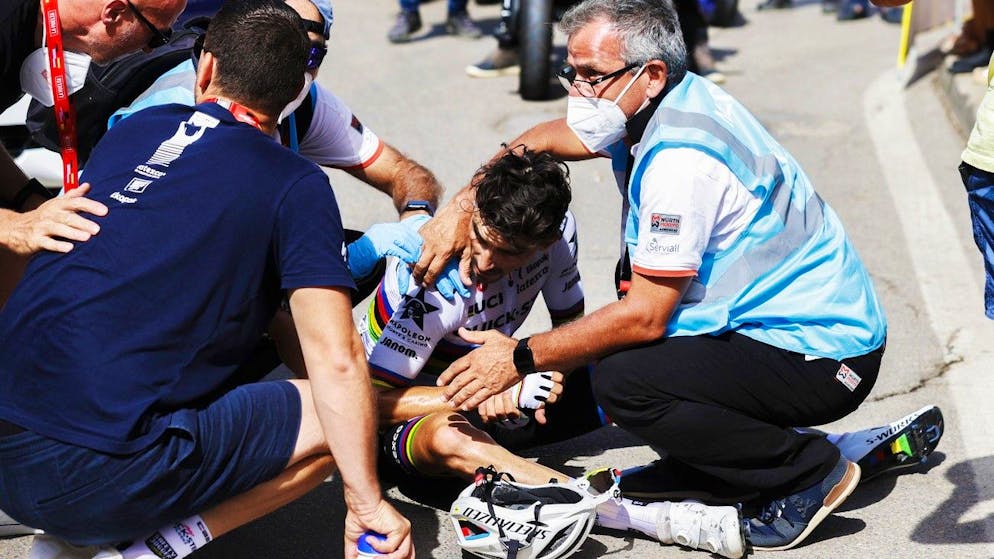 Vuelta. Alaphilippe chute violemment et jette l'éponge