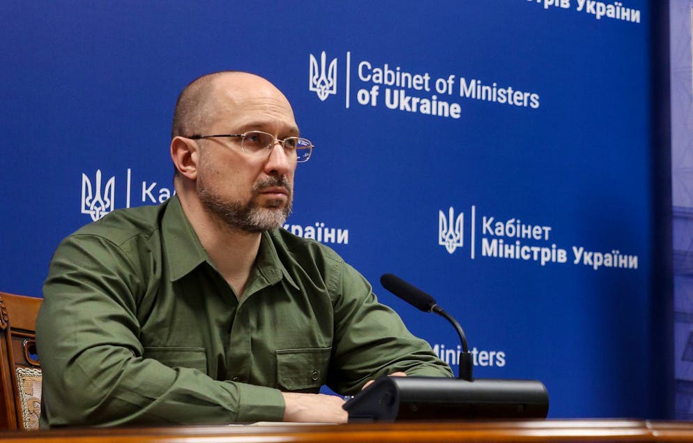 Der ukrainische Regierungschef Denys Schmyhal hat von der EU für das Jahr 2023 17 Milliarden US-Dollar für den Wiederaufbau angefordert. 