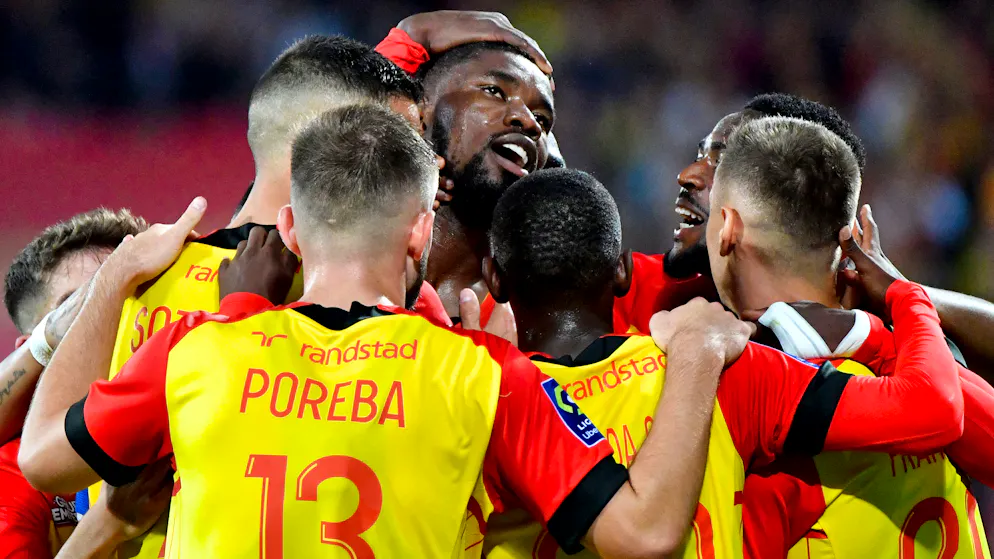 Le RC Lens peut jubiler : il a pris les commandes de la Ligue 1 vendredi soir.
