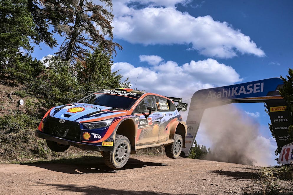 Le Belge Thierry Neuville est en tête du Rallye de l'Acropole au terme de la 2e journée.