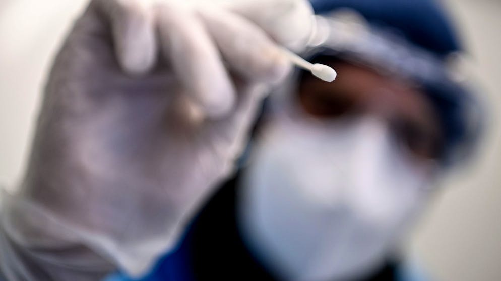 Effetti devastanti. I casi di Long Covid nei bimbi esplodono, il Governo reagisce