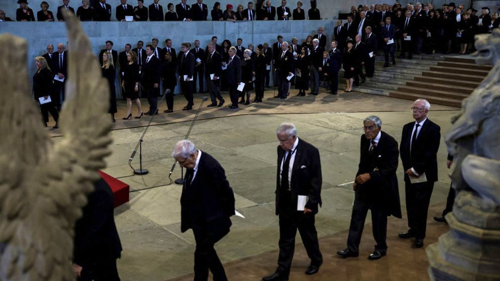 Londra. A Westminster Hall omaggi commossi alla Regina