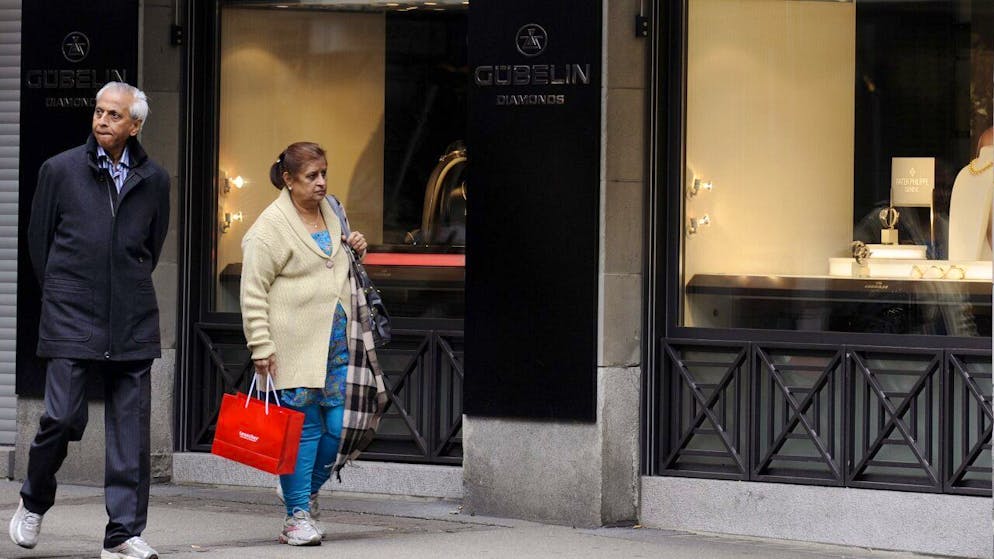 Richemont, en collaboration avec le détaillant horloger Gübelin, renforce le réseau de distribution de ses maisons horlogères et joaillères grâce à l'ouverture d'une boutique multimarques à Lucerne. Cette enseigne, appelée TimeVallée, est la première de ce genre en Suisse. (archives)