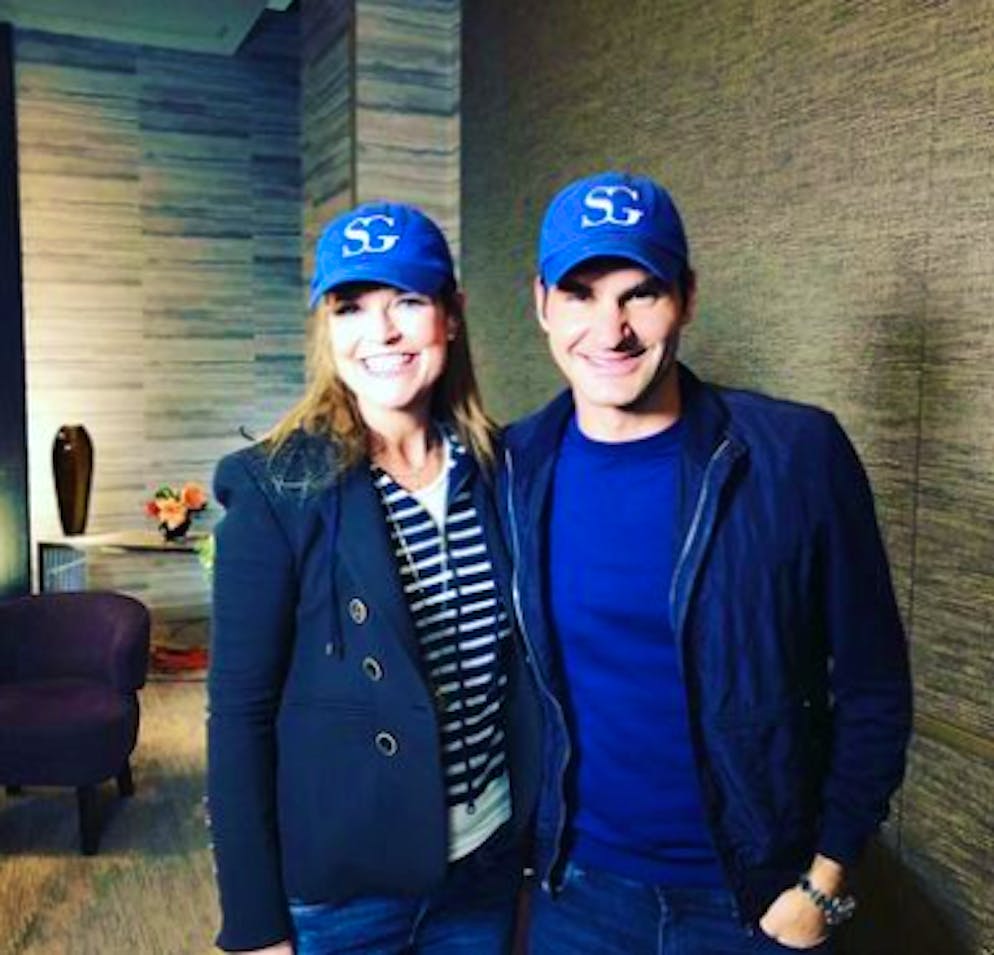 Tschüss, Roger Federer, so verneigen sich die Promis vor King Roger. «Der Grösste aller Zeiten, danke, Roger!», schreibt die amerikanischeTV-Journalistin der Today-Show Savannah Guthrie auf Instagram.