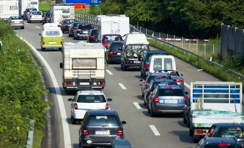 Des signalements du blocage ont été reçus peu après 14h30, indique dimanche la police cantonale argovienne. (image d'illustration)