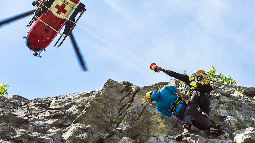 Je besser das Wetter, desto öfter muss die Rega ausrücken. Dies die Interpretation der Flugretter ihrer rekordhohen Einsatzzahlen 2022.