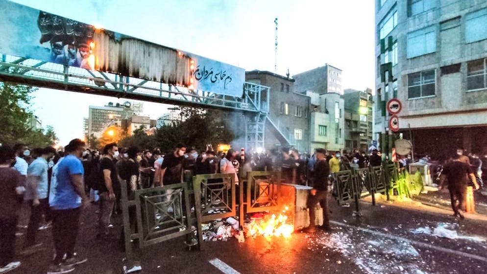 In Teheran und anderen iranischen Städten gibt es Massenproteste gegen das Regime.