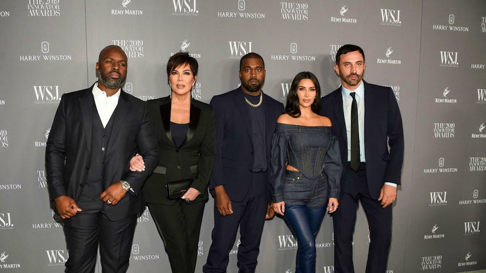 Riccardo Tisci (à droite)  aura passé cinq ans à superviser les créations du géant britannique du luxe. (archive)