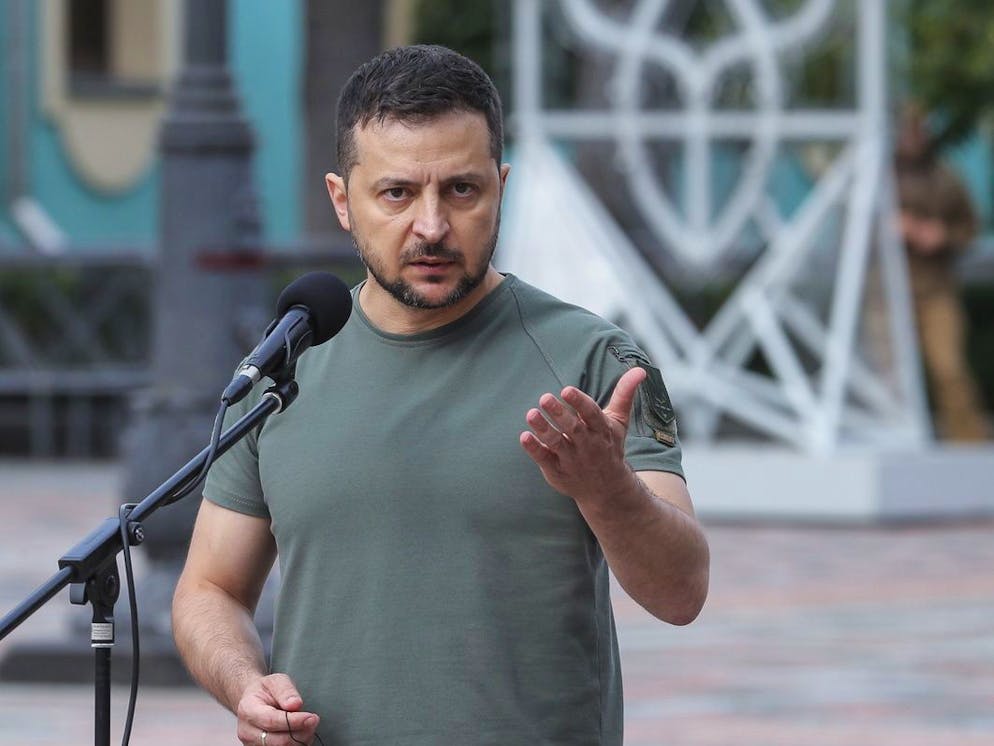 «Tant que vous tous n'aurez pas résolu le problème de celui qui a tout commencé, qui a déclenché cette guerre insensée contre l'Ukraine, vous serez tués un par un», a déclaré Zelensky.
