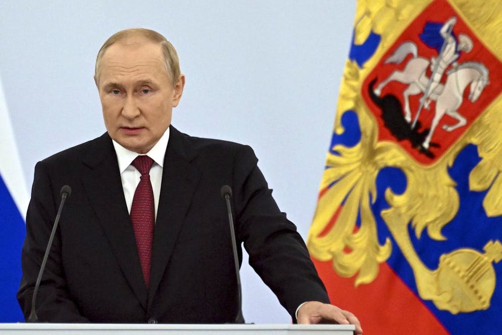 Il Presidente russo Putin durante la cerimonia per la firma dei trattati per l'adesione alla Russia di quattro regioni dell'Ucraina dopo i «referendum» orchestrati dal Cremlino.