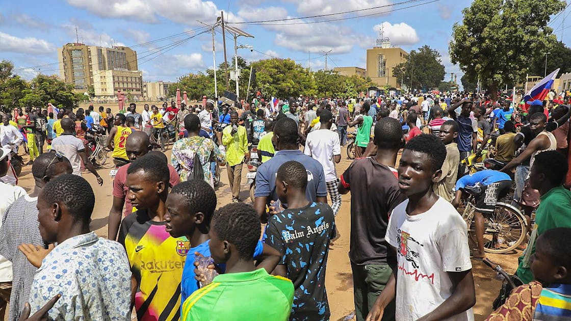 Regierung Putschistenführer in Burkina Faso zum Übergangspräsidenten