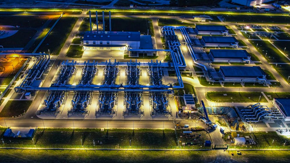 Chronologie des Krieges in der Ukraine. <strong>2. September:</strong> Das russische Gasunternehmen Gazprom stoppt seine Lieferungen über die Ostseepipeline Nord Stream 1 auf unbestimmte Zeit. Als Grund gibt der Konzern an, dass ein Ölleck entdeckt worden sei.