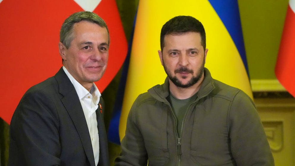 Chronologie des Krieges in der Ukraine. <strong>20. Oktober:</strong> Der Schweizer Bundespräsident Ignazio Cassis reist nach Kiew. Dort trifft er den ukrainischen Präsidenten Wolodymyr Selenskyj und zeigt sich schockiert von der Zerstörung in Kiew.