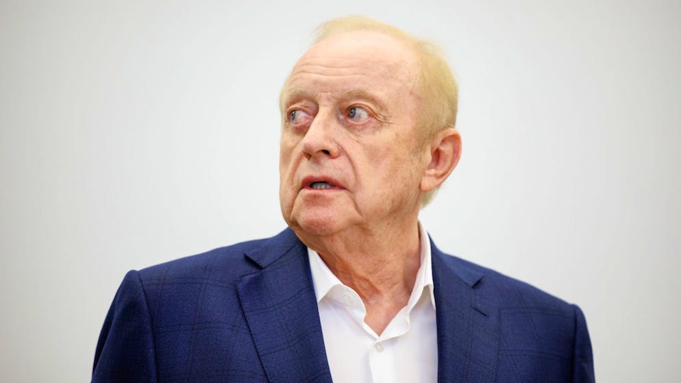 Knast-Küche. Auf Starkoch Alfons Schuhbeck wartet Gulasch in allen Variationen