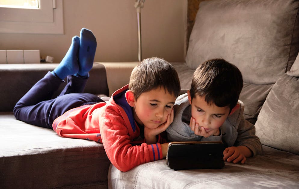 Più importante della durata è la qualità del tempo trascorso sui media. Chi su questo piano è creativo o coltiva i contatti sociali è già molto sulla strada giusta.