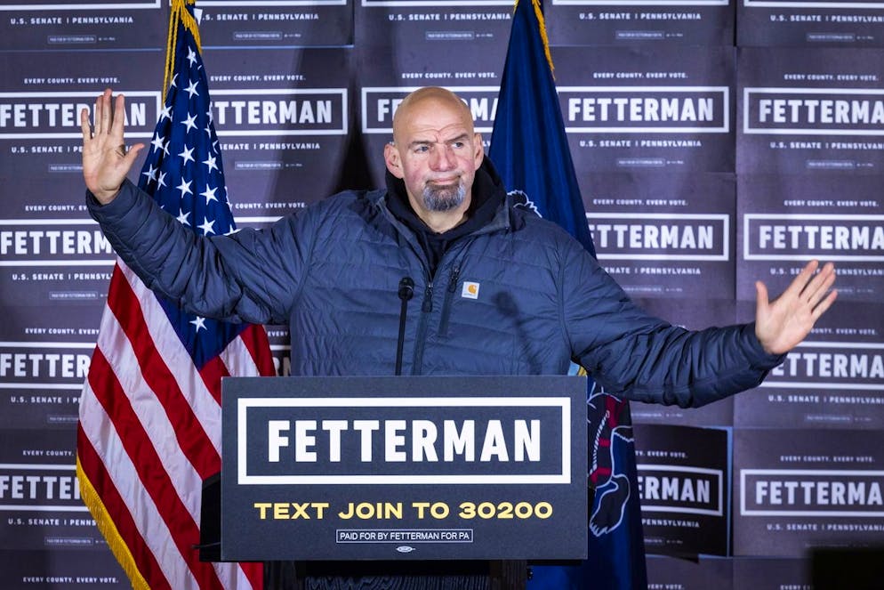 epa10275666 Democratic Senate candidate for Pennsylvania John Fetterman speaks during a canvass launch rally in Harrisburg, Pennsylvania, USA, 30 October 2022. Fetterman is in a tight race with Republican Senate candidate Mehmet Oz. EPA/JIM LO SCALZO