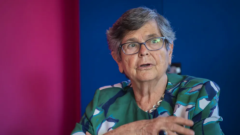 Altbundesrätinnen und Altbundesräte kämpfen um 13. AHV-Rente. «Komisch und unüblich» findet Altbundesrätin Ruth Dreifuss (SP) diesen Schulterschluss der bürgerlichen ehemaligen Regierungsmitglieder. Die Genferin selbst kämpft für ein Ja zur 13. AHV-Rente.