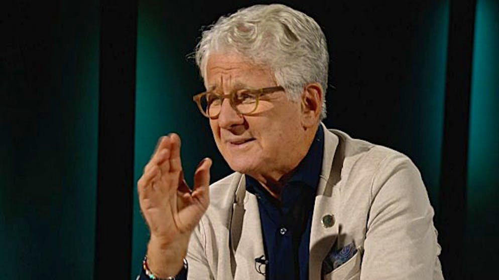 Marcel Reif bei «Schawinski». «Bestellen Fussballer ein Eis bei der Kellnerin, ist das eine Affäre»