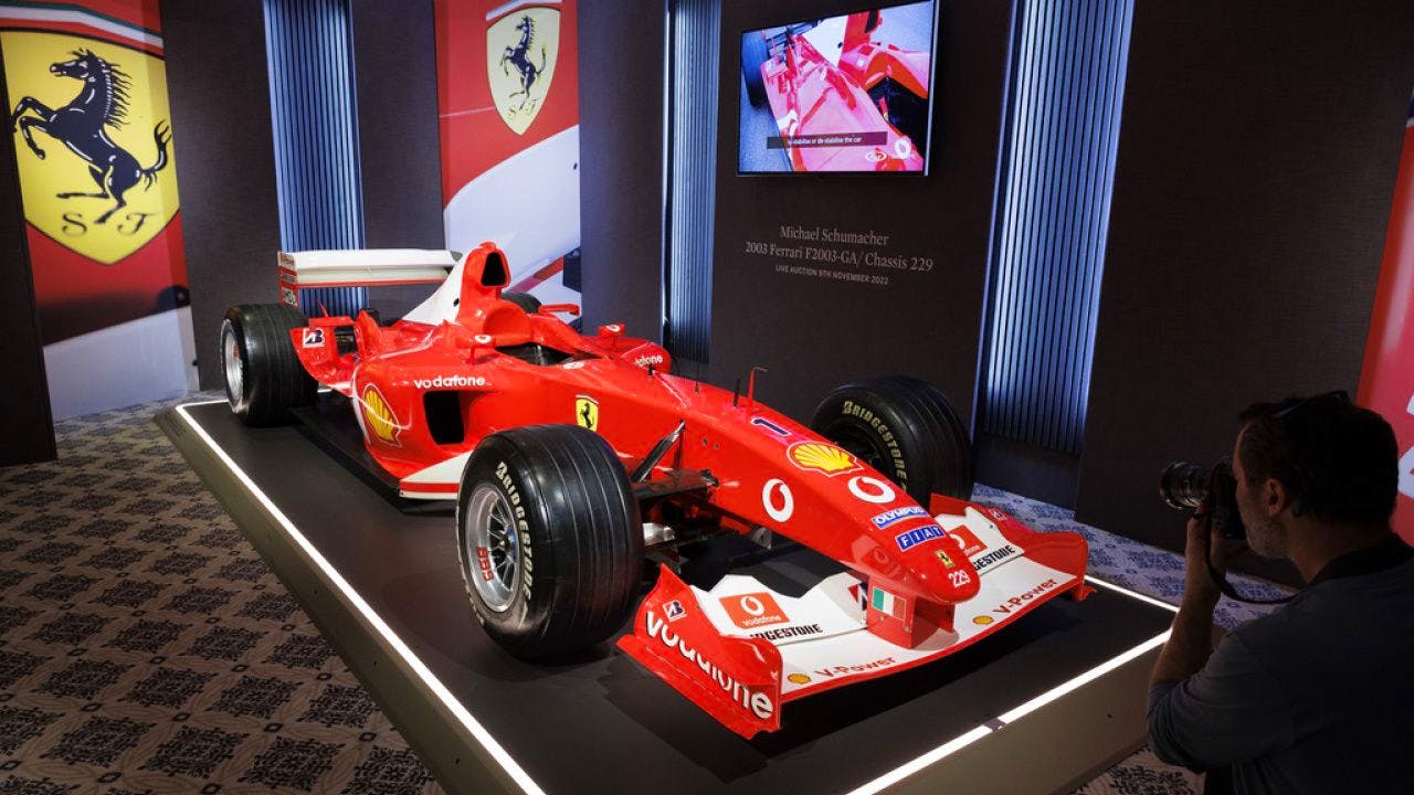Aste. Una Ferrari di F1 di Schumacher venduta per 13 milioni di franchi