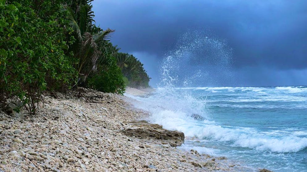 Tuvalu droht vom Pazifik verschlungen zu werden.