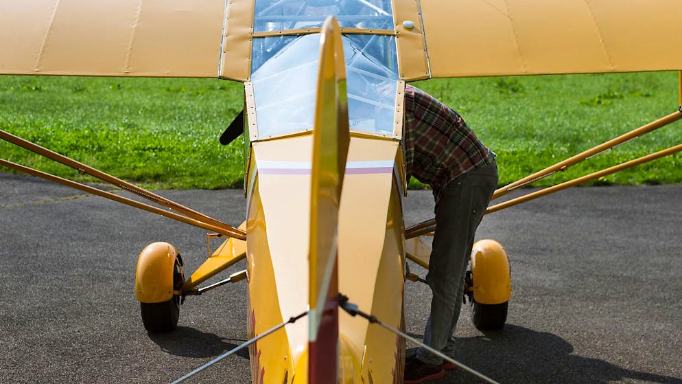 Die Mollis Airport AG hat den Auftrag, das ehemalige Millitärflugfeld sowohl wirtschaftlich zu nutzen als auch der Freizeitfliegerei zur Verfügung zu stellen. (Symbolbild)