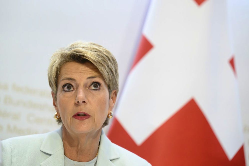 Karin Keller-Sutter wechselt vom Justizdepartement ins Finanzdepartement. (KEYSTONE/Anthony Anex)