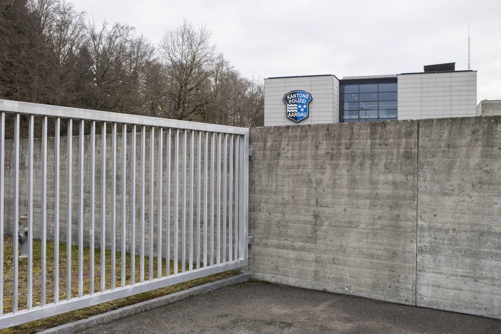 Vue sur le tribunal de district lors du procès du quadruple meurtre de Rupperswil, à Lenzburg, à Schafisheim (AG), le vendredi 16 mars 2018.