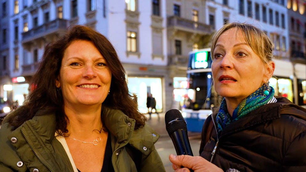 Lucy leuchtet in Zürich trotz Stromkrise. «Keine Beleuchtung fände ich doof» – «Man sollte sie abstellen»