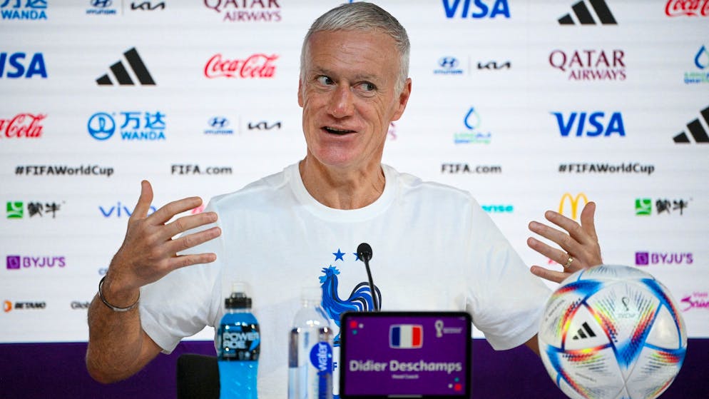 Didier Deschamps et les Bleus veulent dominer le Danemark afin de se qualifier.
