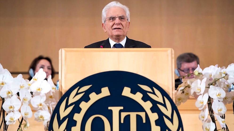 Sergio Mattarella nel 2019 a Ginevra, in occasione della sua visita per il centenario dell'OIL.