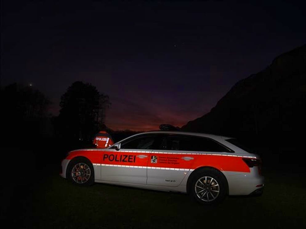 Una pattuglia della polizia grigionese