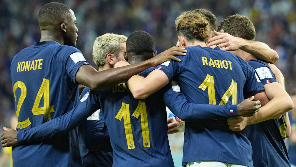 Déjà qualifiés pour les huitièmes de finale, les Bleus défient la Tunisie.