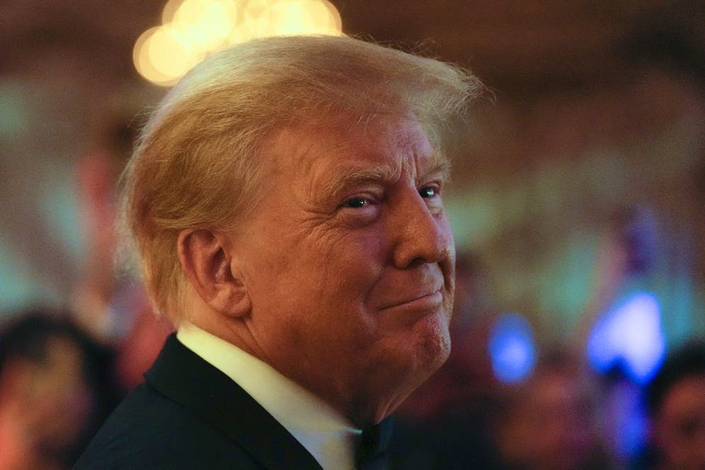 L'ex presidente Donald Trump durante un evento a Mar-a-Lago, 18 novembre 2022, a Palm Beach, Florida.
