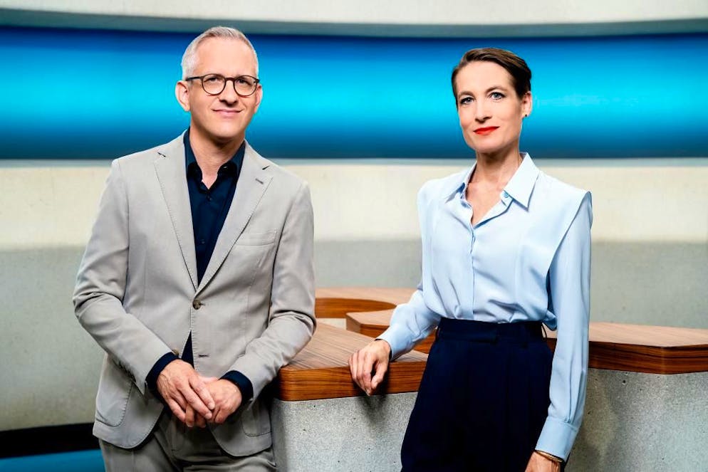 «Jesses, wurden diese beiden Moderatoren als Altlast vom einstigen DDR-Fernsehen übernommen?»: Jeroen van Rooijen über Gion-Duri Vincenz und Franziska Ramser.
