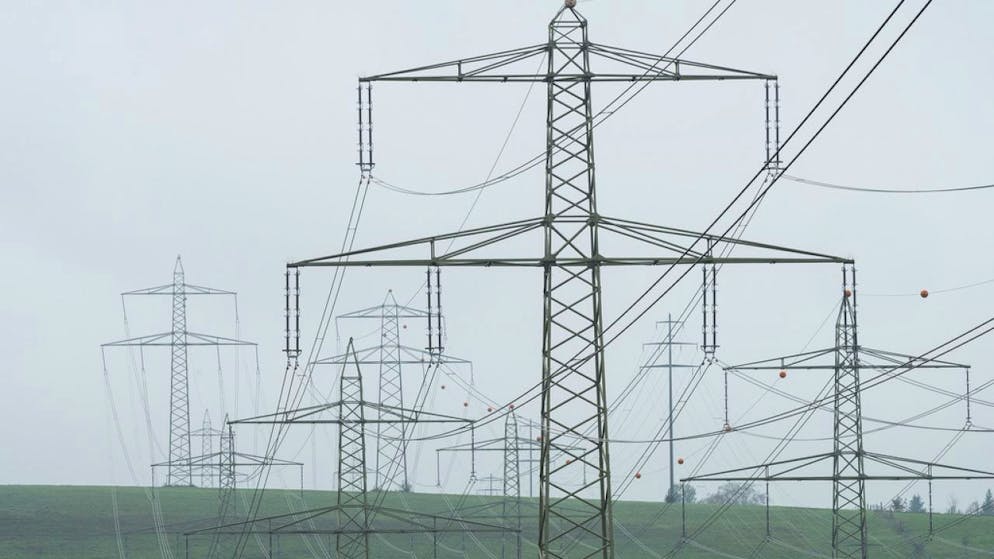 La réduction des différences de couverture sur trois ans ne sont pas respectées par certains gestionnaires de réseau électrique suisse, selon la Commission fédérale de l'électricité (archives).