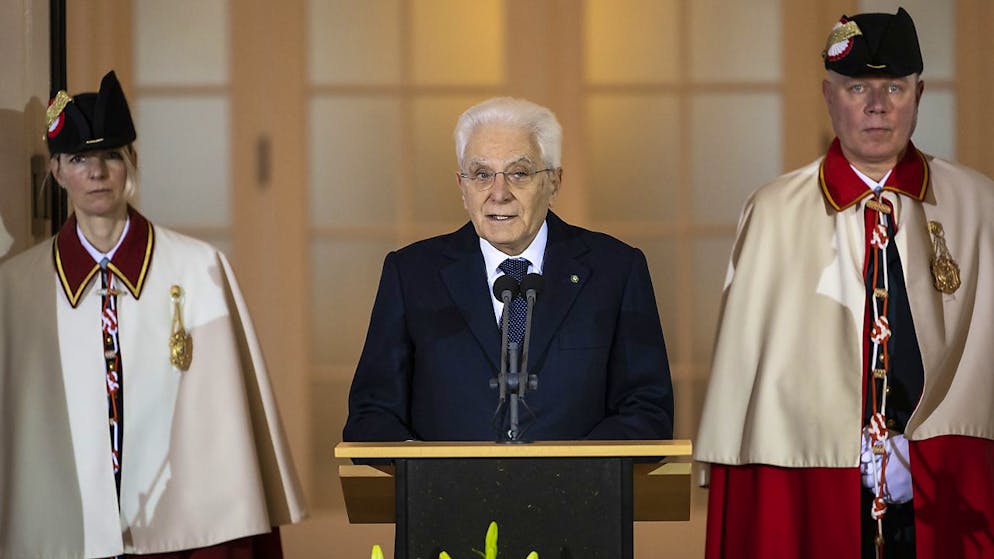 Lors d'une brève conférence de presse mardi soir, M. Mattarella a insisté sur la nécessité d'un "renouvellement" rapide et solide des relations bilatérales avec l'UE.