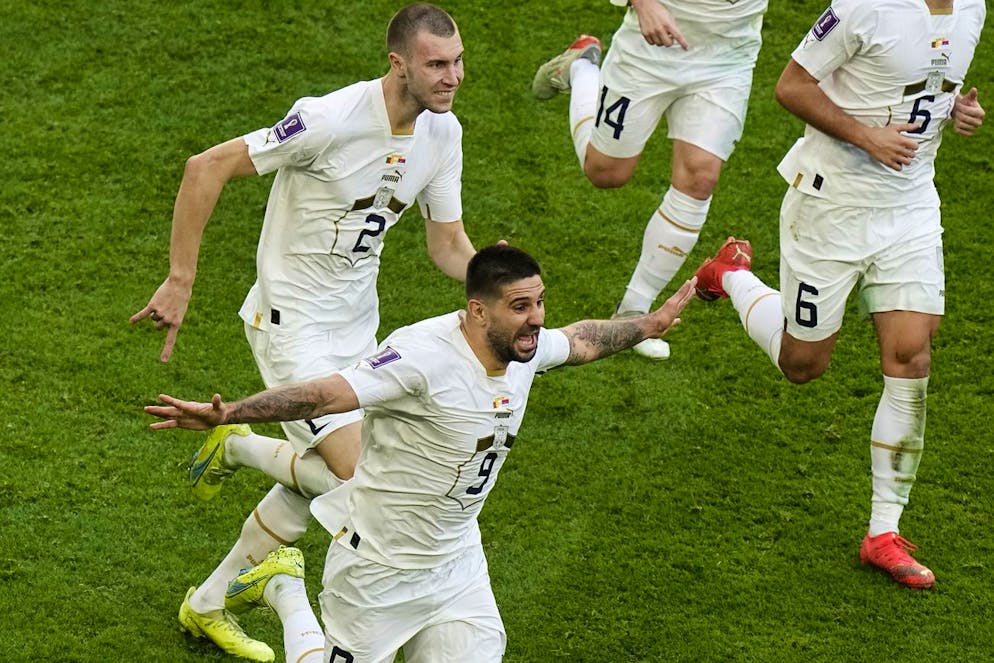 Aleksandar Mitrovic (9) ist einer von vielen serbischen Top-Fussballern.