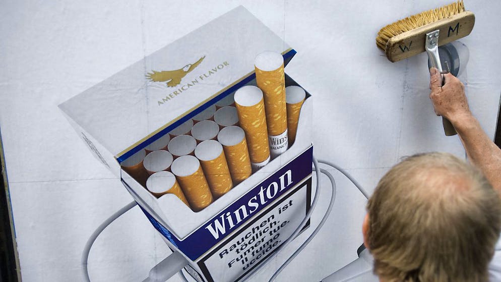 Interdire aux mineurs l'accès à la publicité pour le tabac: projet controversé.