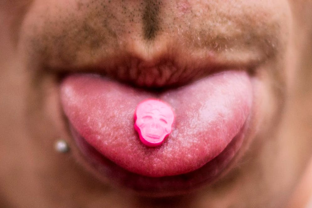 Una pasticca di Ecstasy.