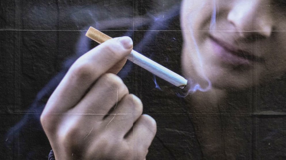 La Svizzera scivola al penultimo posto nella classifica europea per quanto riguarda la lotta contro il consumo di tabacco. Lo ha reso noto oggi in un comunicato l'Associazione svizzera per la prevenzione del tabagismo (AT Svizzera).